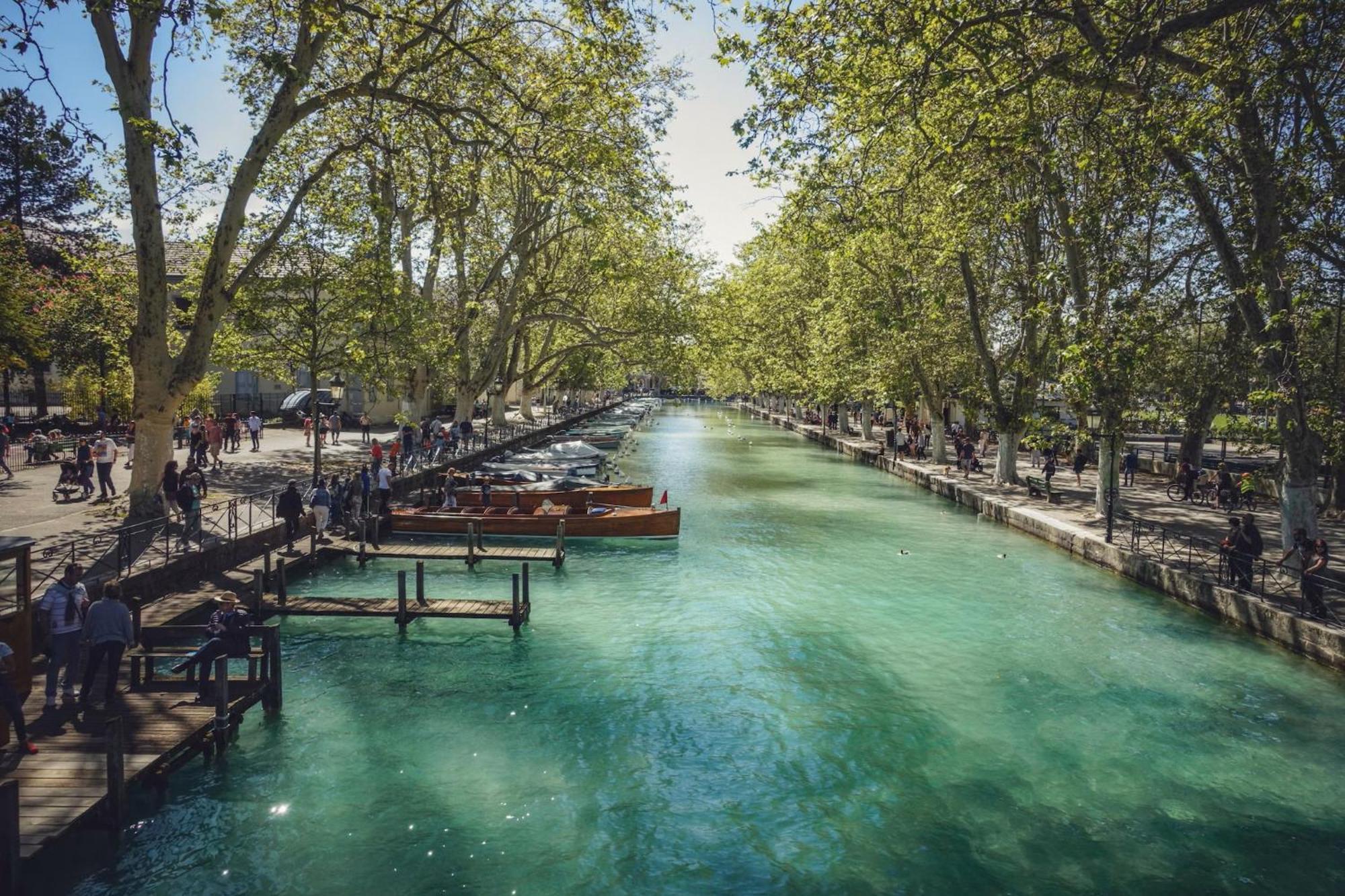 Cote Lac Hostel Evian Εξωτερικό φωτογραφία