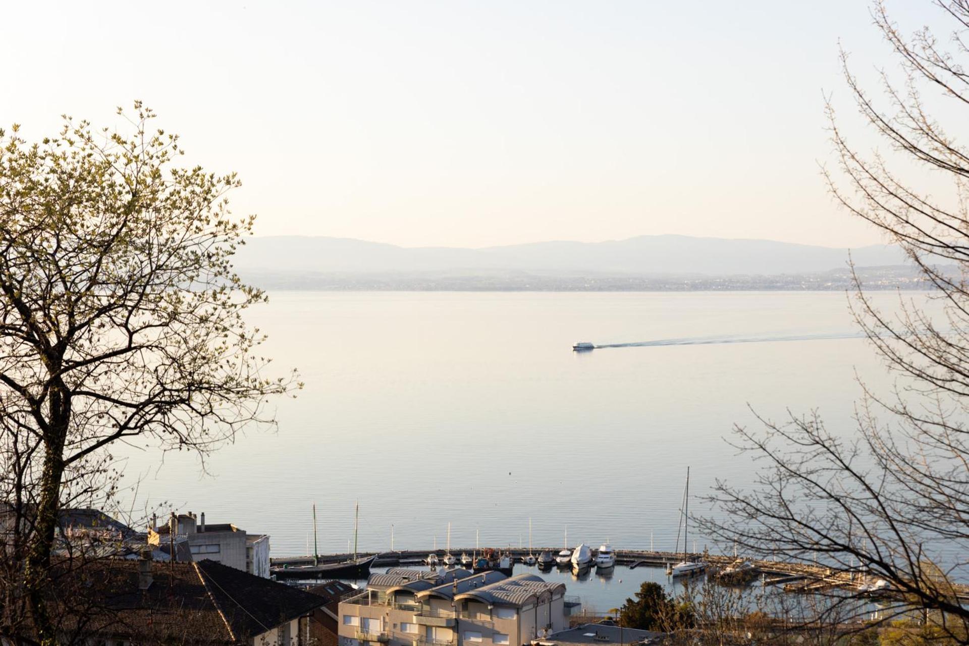 Cote Lac Hostel Evian Εξωτερικό φωτογραφία
