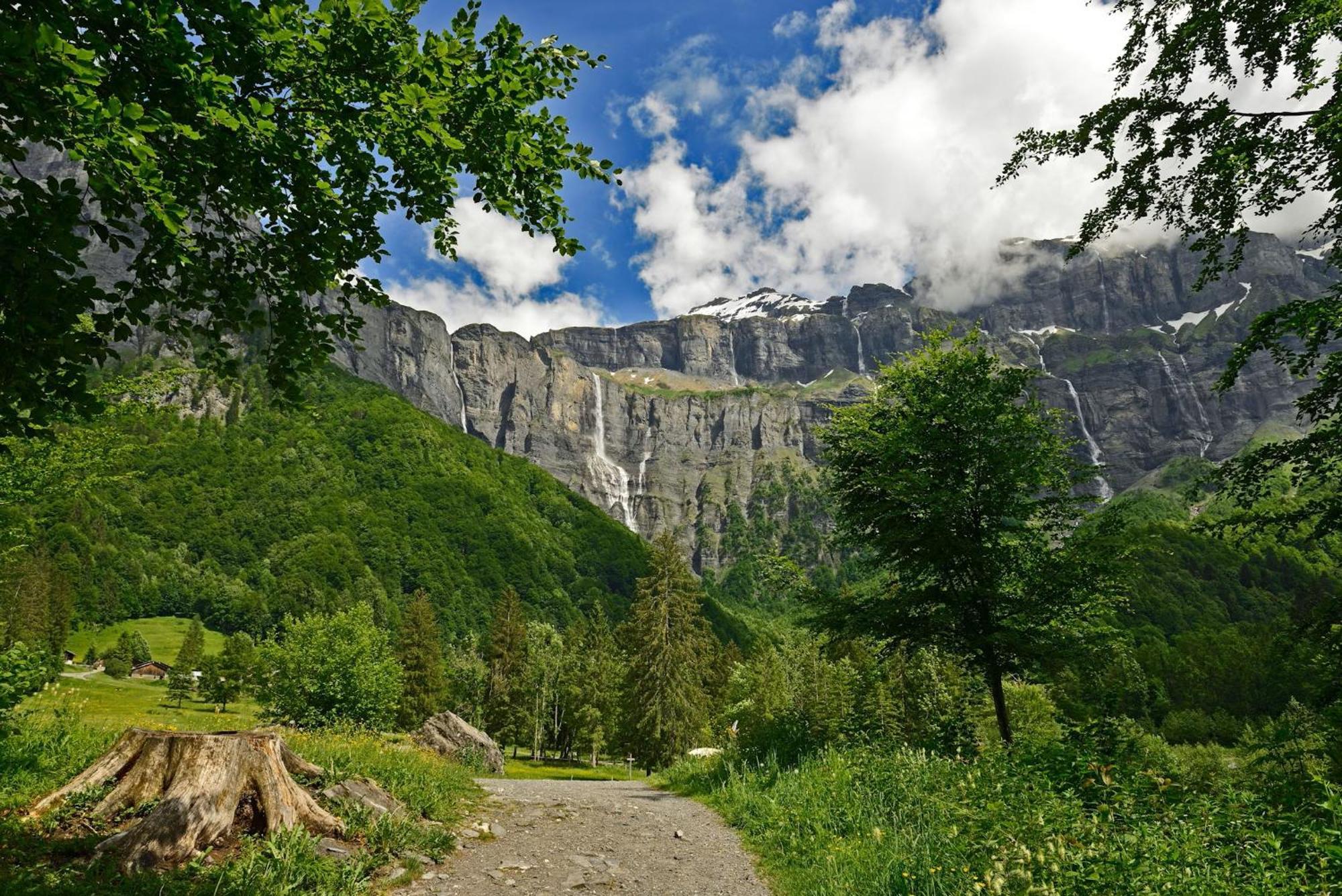 Cote Lac Hostel Evian Εξωτερικό φωτογραφία