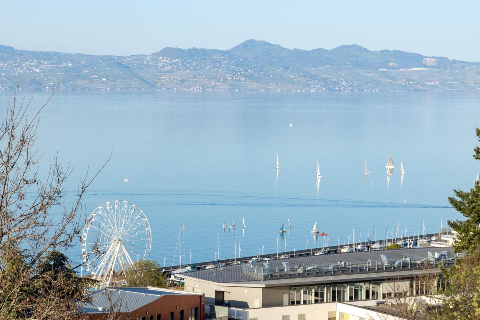 Cote Lac Hostel Evian Εξωτερικό φωτογραφία